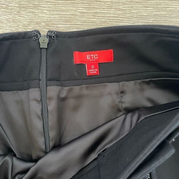 ETC Black Zipper Front Pencil Skirt 0 - Picture 4 of 4